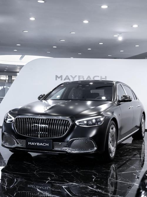 佛山215岚图汽车的售后服务让用户无忧出行，迈巴赫未来的豪华车趋势